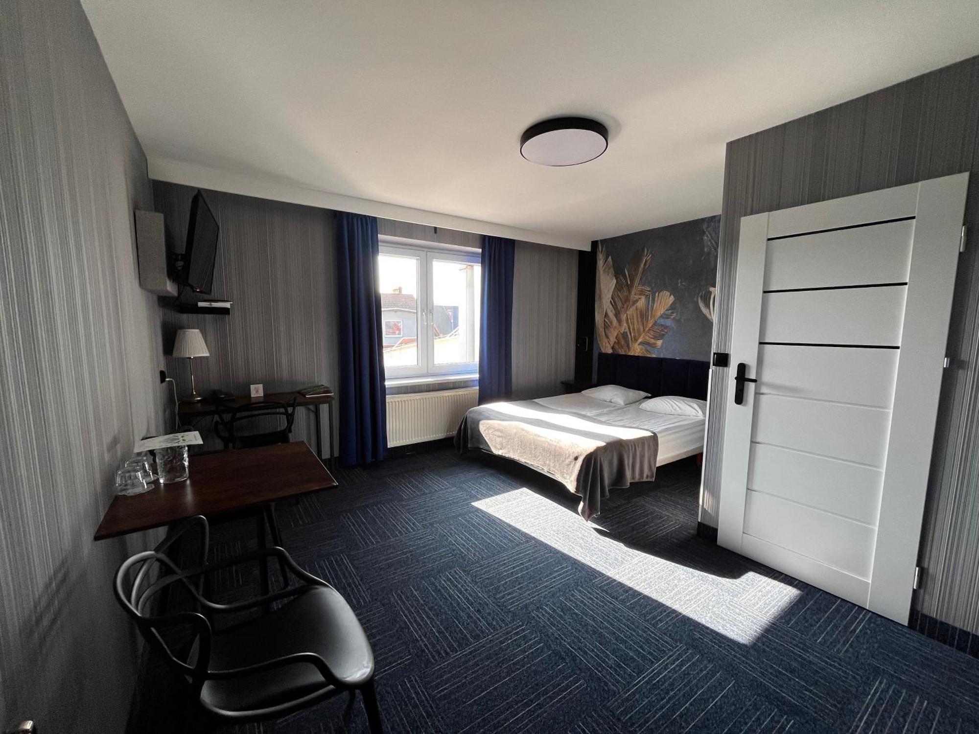 Hotel Marta 와와 외부 사진
