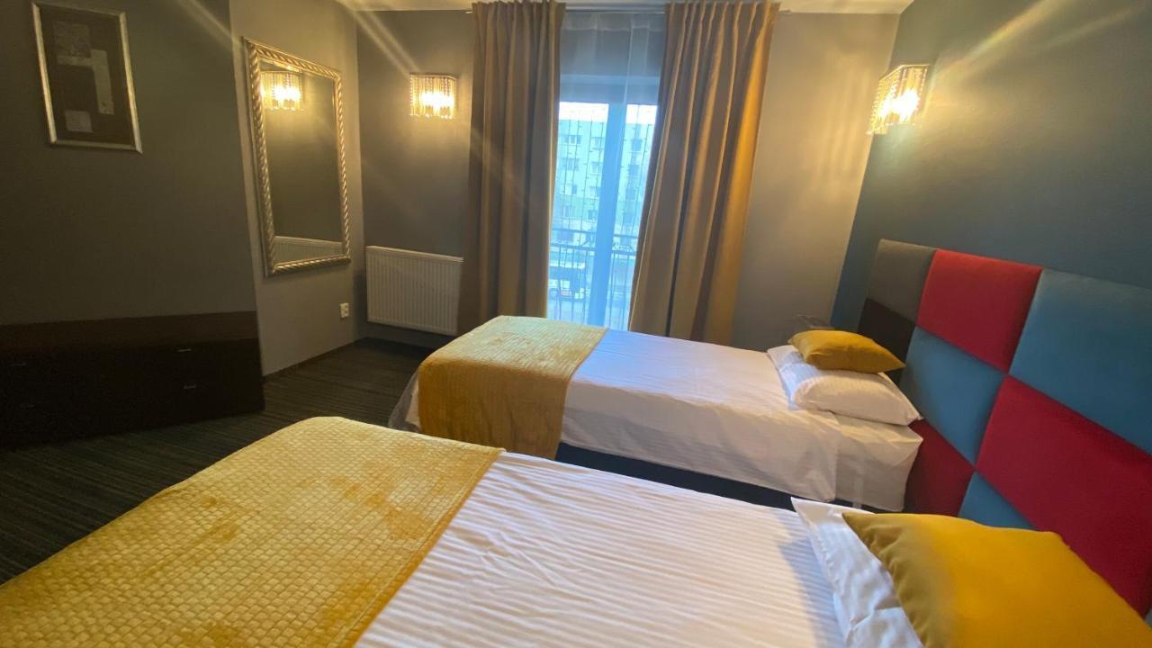 Hotel Marta 와와 외부 사진